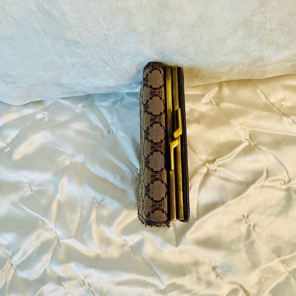 Celine Brown Kisslock Wallet - Picture 3 of 10